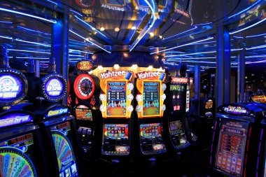 Andar Bahar betting interface showing live video feed and game information